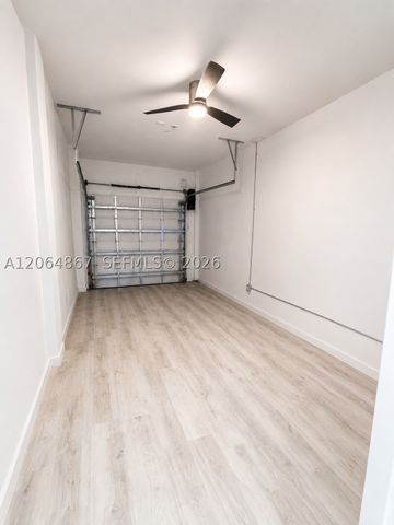 14753 SW 25th St, Miami, FL 33185