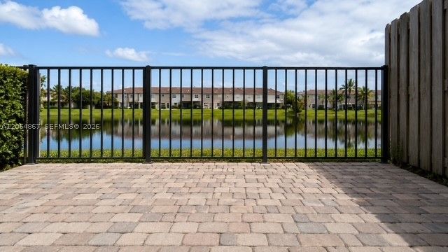 14753 SW 25th St, Miami, FL 33185