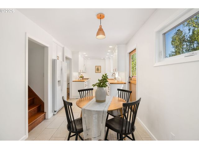 5616 Sw IDAHO St, Portland, OR 97221