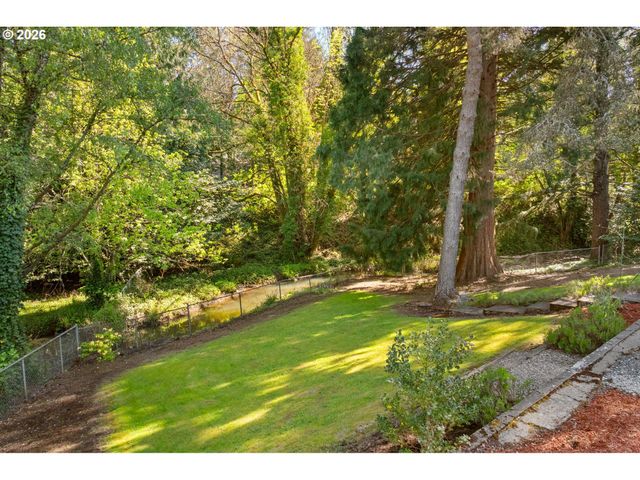 5616 Sw IDAHO St, Portland, OR 97221