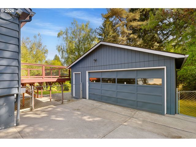 5616 Sw IDAHO St, Portland, OR 97221