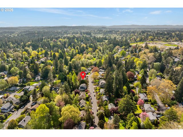 5616 Sw IDAHO St, Portland, OR 97221