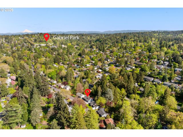 5616 Sw IDAHO St, Portland, OR 97221