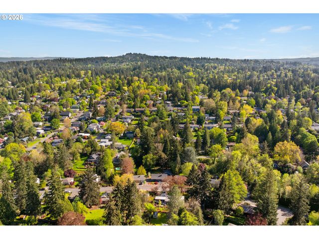 5616 Sw IDAHO St, Portland, OR 97221