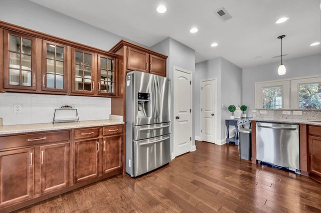 939 Nectar Ct, Clarksville, TN 37043