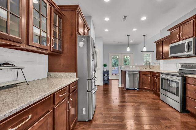 939 Nectar Ct, Clarksville, TN 37043