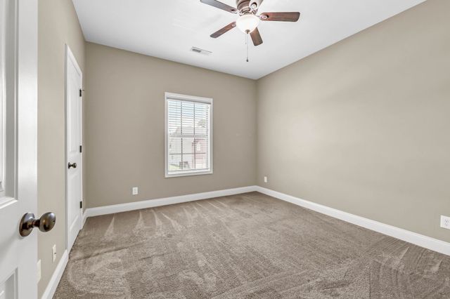 939 Nectar Ct, Clarksville, TN 37043