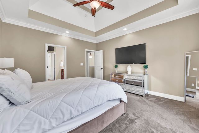 939 Nectar Ct, Clarksville, TN 37043