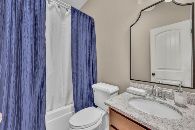 939 Nectar Ct, Clarksville, TN 37043