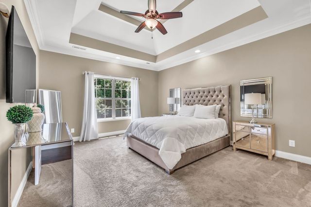939 Nectar Ct, Clarksville, TN 37043