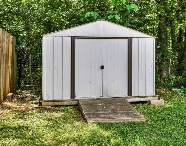 939 Nectar Ct, Clarksville, TN 37043