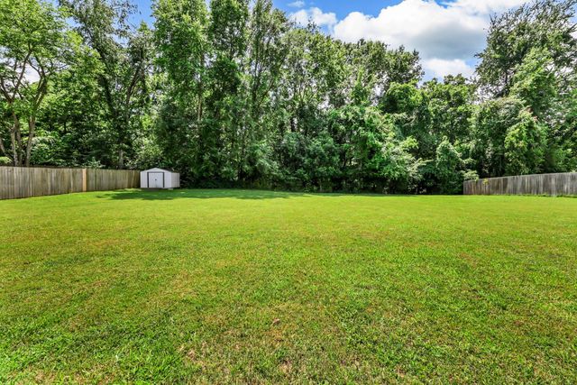 939 Nectar Ct, Clarksville, TN 37043