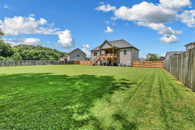939 Nectar Ct, Clarksville, TN 37043