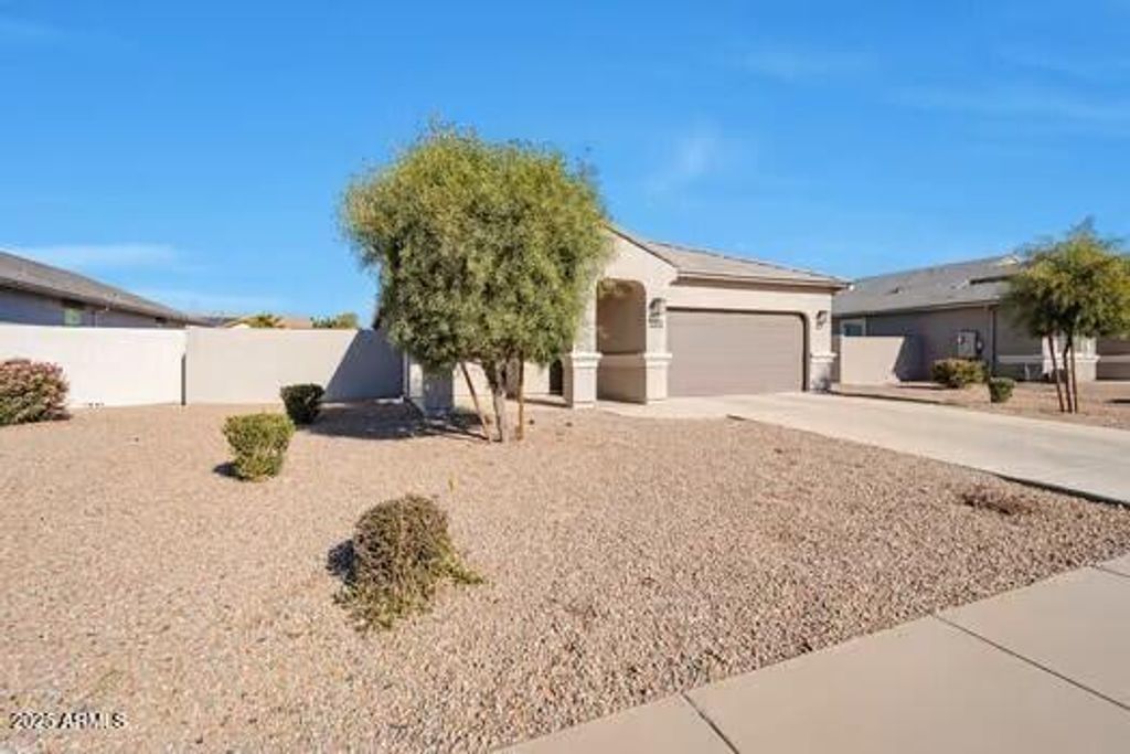 36148 W SEVILLE Drive, Maricopa, AZ 85138 — photo 2