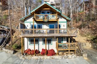 1480 Zurich Road, Gatlinburg, TN 37738
