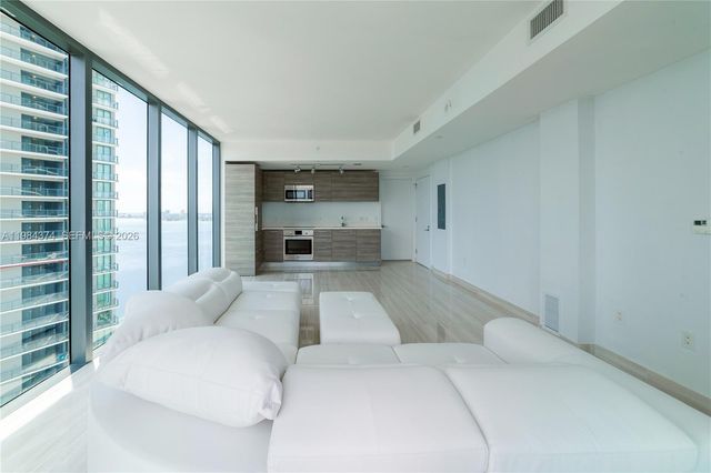 650 NE 32nd St 2808, Miami, FL 33137