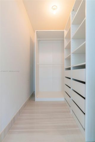 650 NE 32nd St 2808, Miami, FL 33137