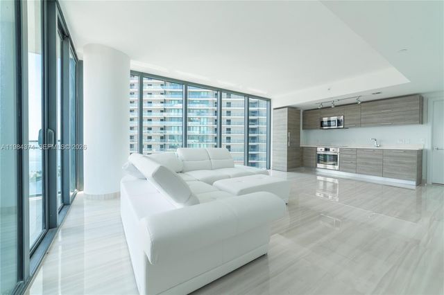 650 NE 32nd St 2808, Miami, FL 33137