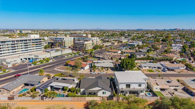 6736 E 1ST Avenue, Scottsdale, AZ 85251