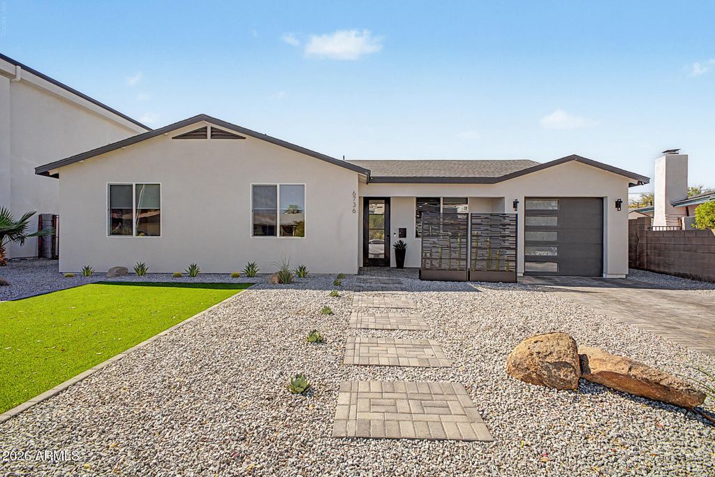 6736 E 1ST Avenue, Scottsdale, AZ 85251
