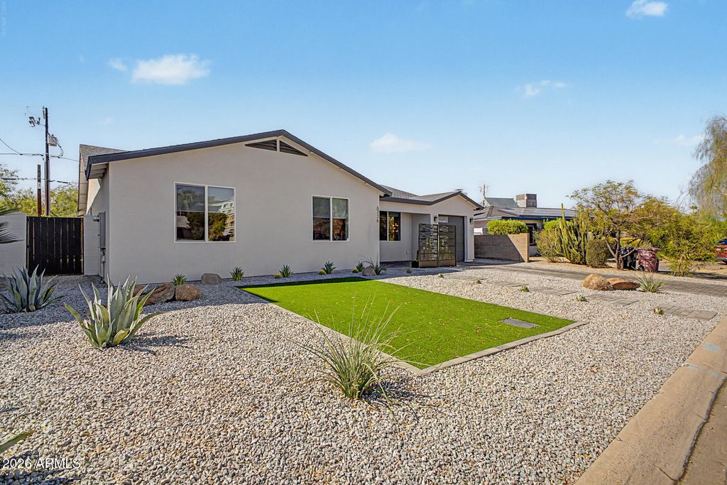 6736 E 1ST Avenue, Scottsdale, AZ 85251 — photo 2