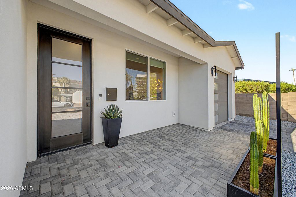 6736 E 1ST Avenue, Scottsdale, AZ 85251 — photo 3