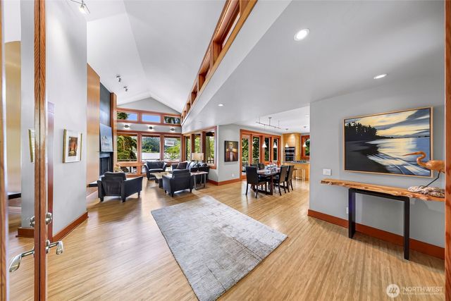 891 E Lake Samish Drive, Bellingham, WA 98229