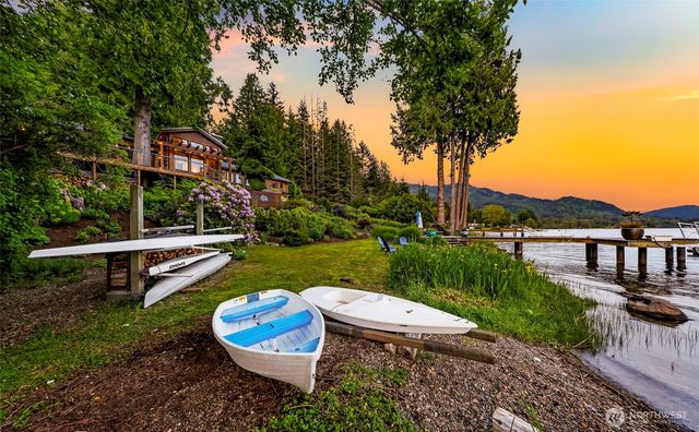 891 E Lake Samish Drive, Bellingham, WA 98229