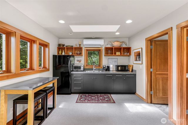 891 E Lake Samish Drive, Bellingham, WA 98229