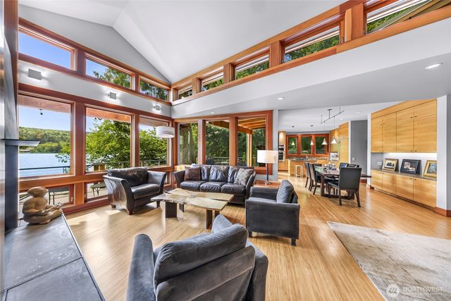 891 E Lake Samish Drive, Bellingham, WA 98229