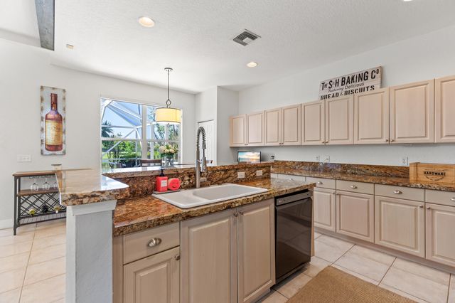 7611 Doubleton Drive, Delray Beach, FL 33446