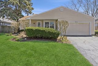 2286 Weatherford Lane, Naperville, IL 60565