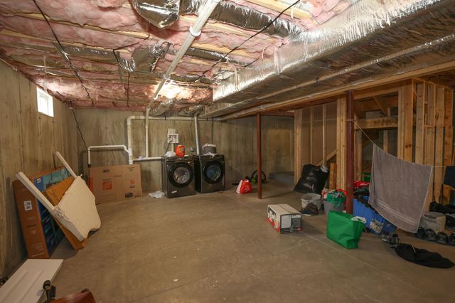 37 LONGWOOD Avenue, Manchester, NH 03109