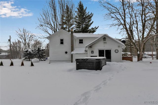 5773 Fisk Road, Pendleton, NY 14094