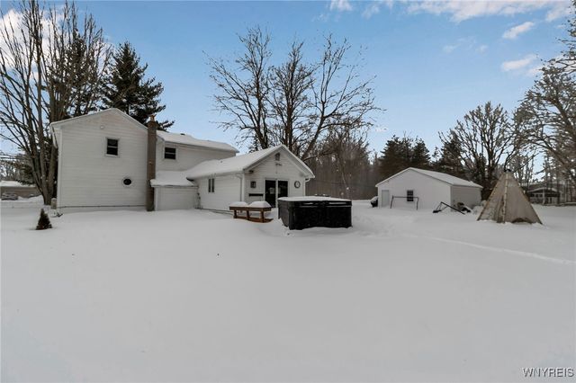 5773 Fisk Road, Pendleton, NY 14094