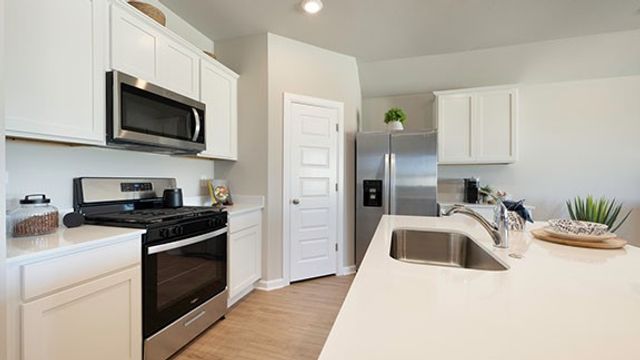 6101 Green Meadows Lane, Oklahoma City, OK 73132