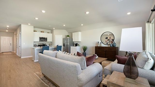 6101 Green Meadows Lane, Oklahoma City, OK 73132