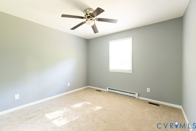 1800 Dinwiddie Ave, Hopewell, VA 23860