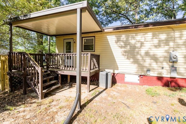 1800 Dinwiddie Ave, Hopewell, VA 23860