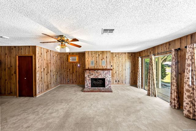 9446 Shields Dr, San Antonio, TX 78245