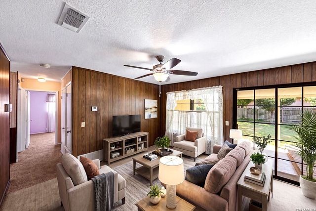 9446 Shields Dr, San Antonio, TX 78245