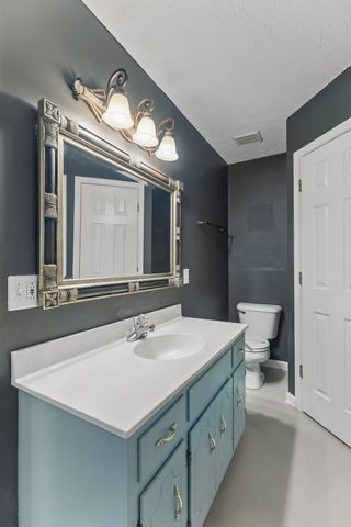 120 Pebble Brook Dr, Murfreesboro, TN 37127