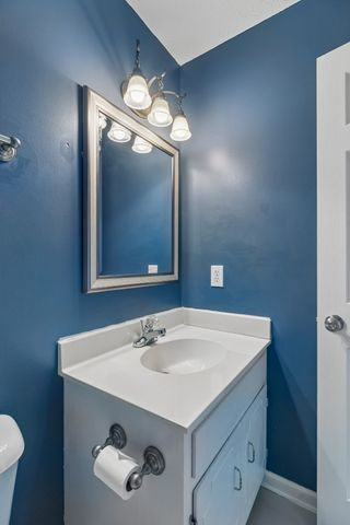 120 Pebble Brook Dr, Murfreesboro, TN 37127