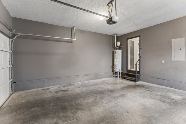 120 Pebble Brook Dr, Murfreesboro, TN 37127