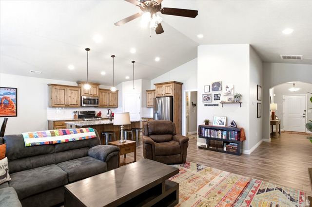 3421 W 3800 S, West Haven, UT 84401