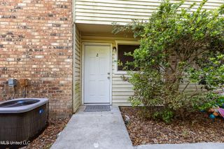 3419 Hospital Road, 6, Pascagoula, MS 39581