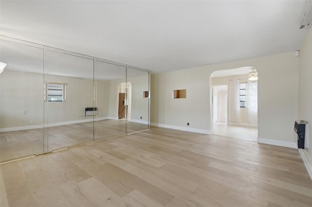 2126 Taft Street, Hollywood, FL 33020