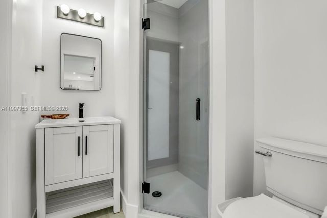 8611 SW 82nd Ter, Miami, FL 33143