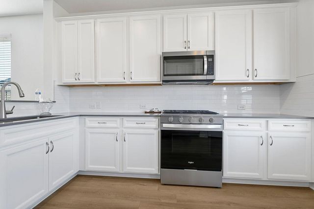 140 Darlington CT, Liberty Hill, TX 78642