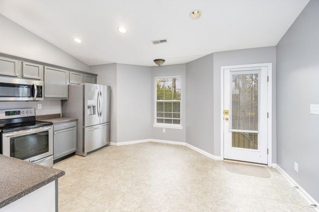 341 Scottsdale Circle, Lexington, KY 40511